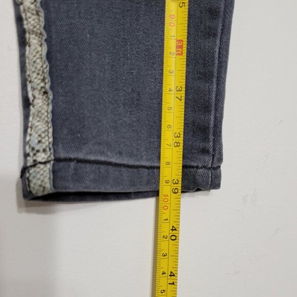 Eighty Two Charcoal Classic Snakeskin Trim "Shortie" Skinny Jeans Size 3 - Picture 9 of 11